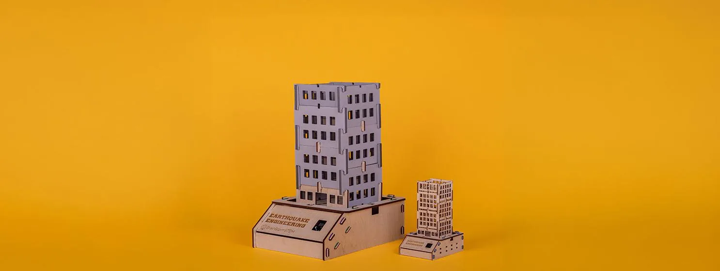 A GIANT-scale BrainStorm STEM kit next to its normal-size version.