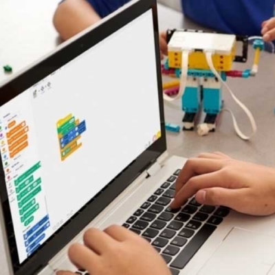 ENGINEERING & ROBOTICS: LEGO Spike Prime Robotics - BrainStorm STEM ...