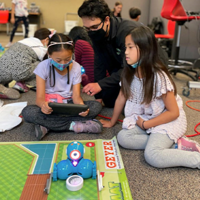 About Us - BrainStorm STEM Education